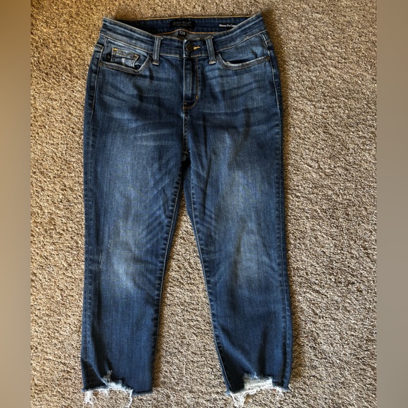 Judy Blue Dark Wash Cropped Jeans - Picture 4 of 6